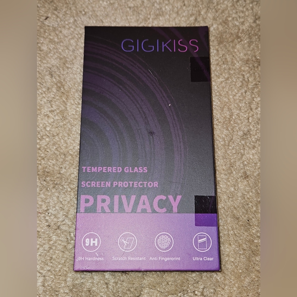 GIGIKISS Privacy Screen Protector